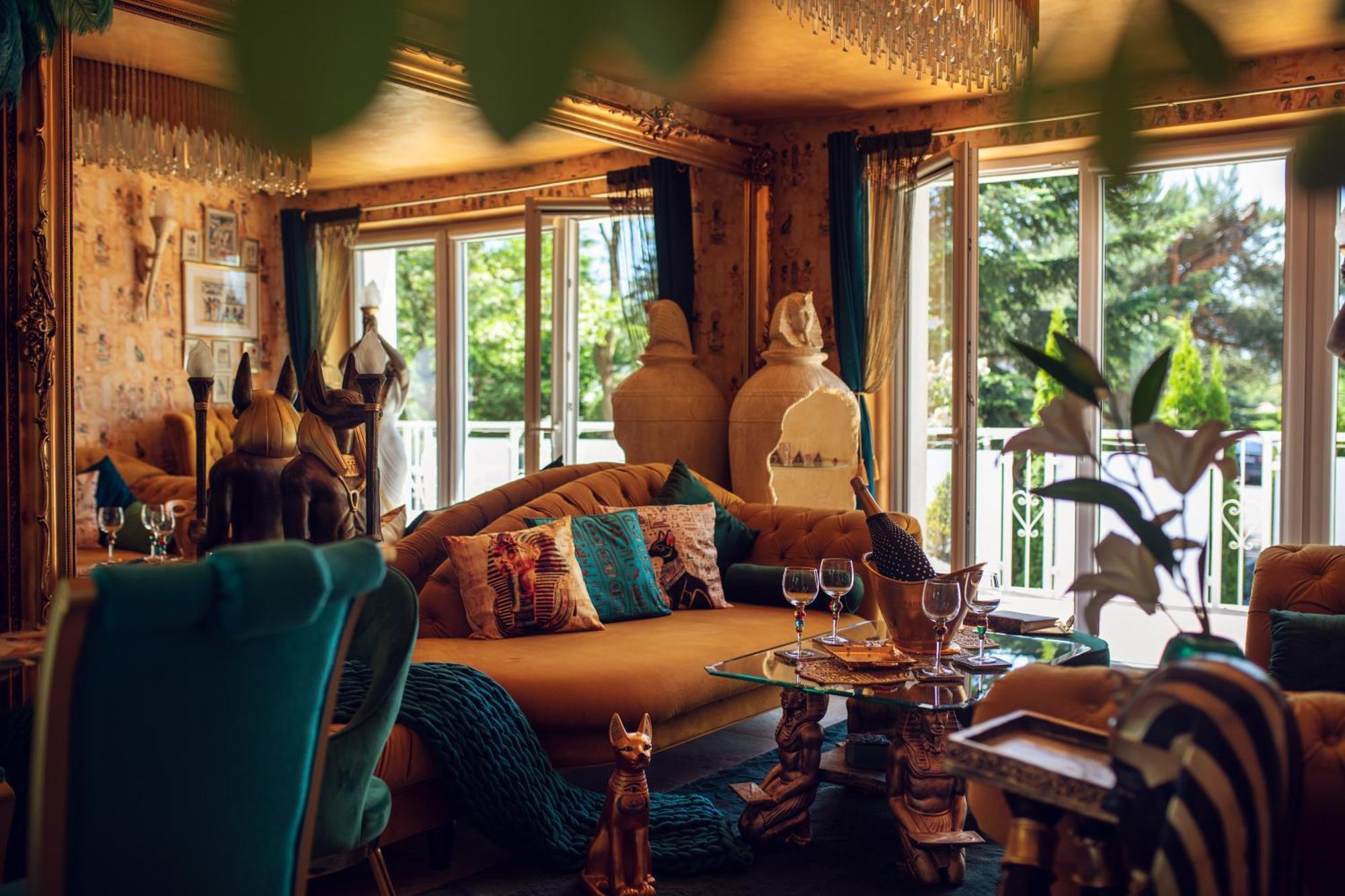 Princess Palace Villaer