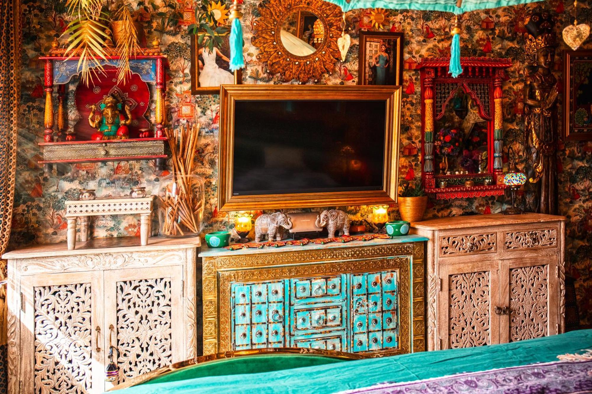 Princess Palace Villaer *
